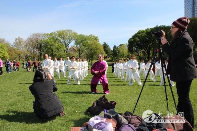 ̫ȭ(World Tai Chi Day)¶ʮ(April-28-2012)ŦԼ빫԰(Central Par ...