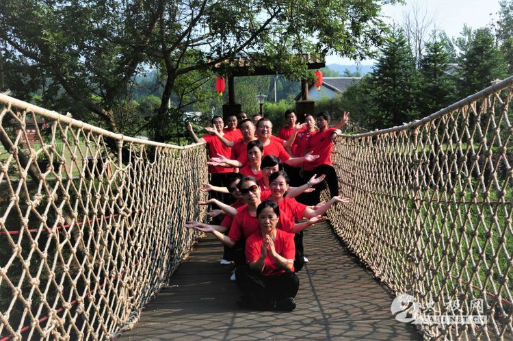 0f22207a4fb24341898c8d011a1d3a78 (34).jpg