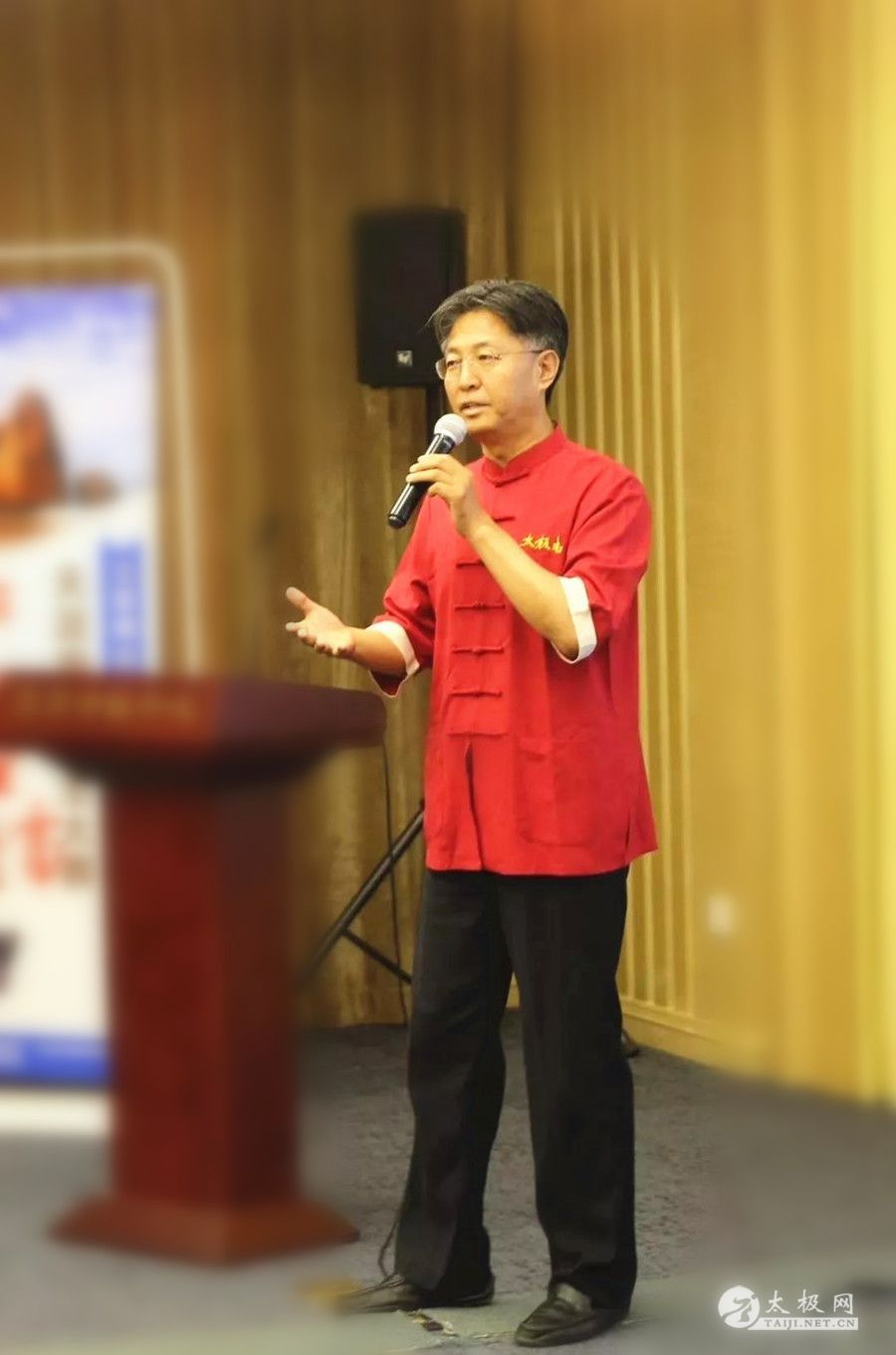 083558hnwquotuccisnivu (1).jpg